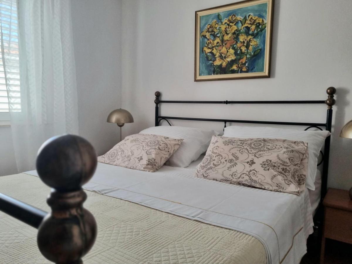1 Apartment